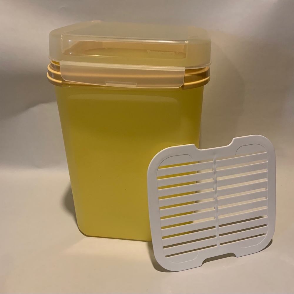 Tupperware Bread Bakers Delight Sq Rack Yellow New
